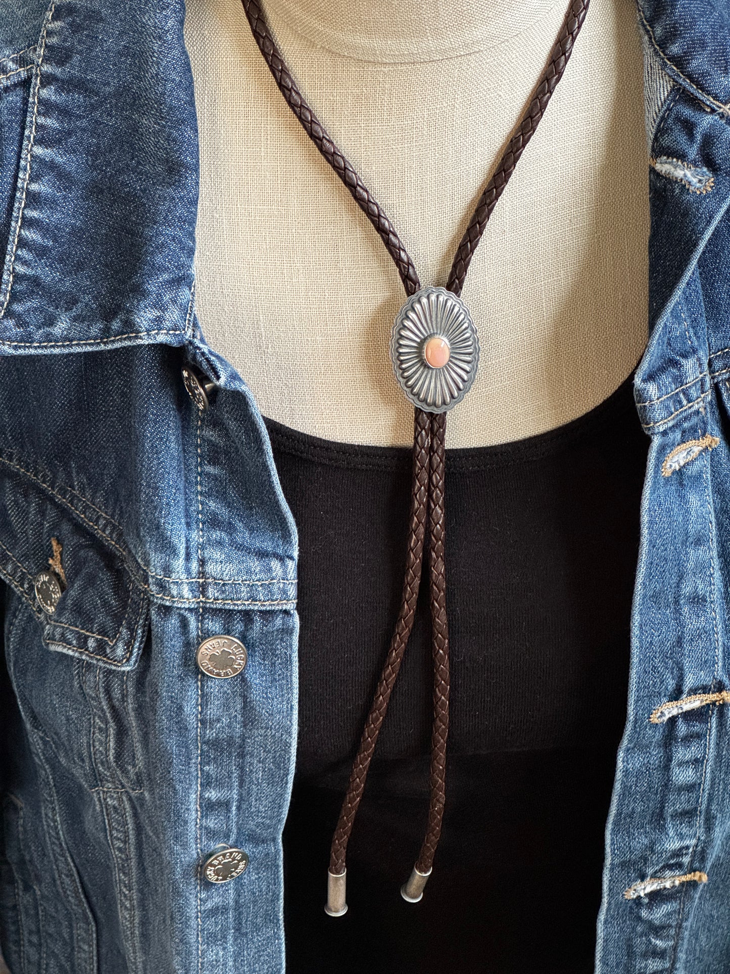 Pink Queen Conch Shell Concho Style  Bolo Tie Necklace