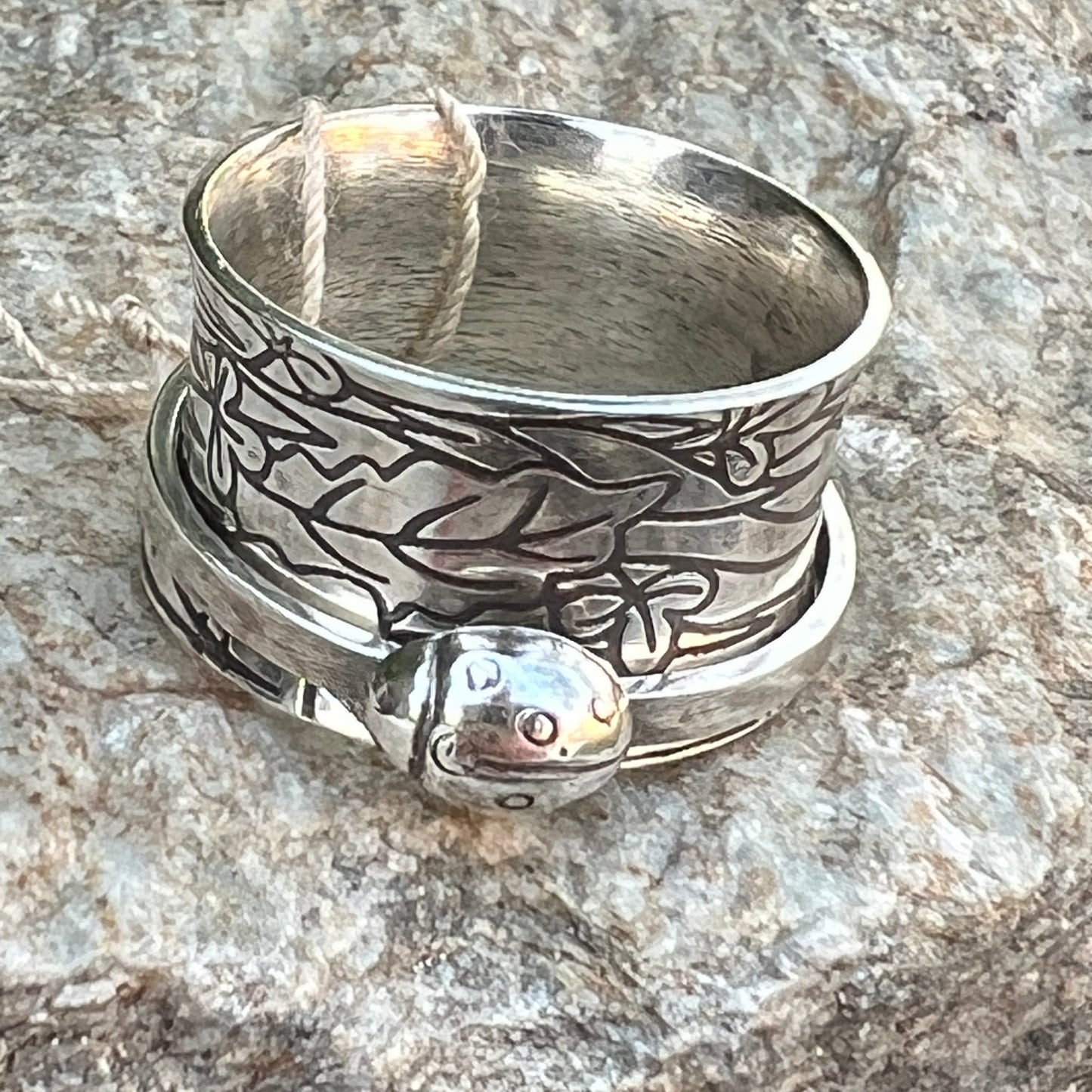 Ladybug Spinner Ring, Wide Silver Band