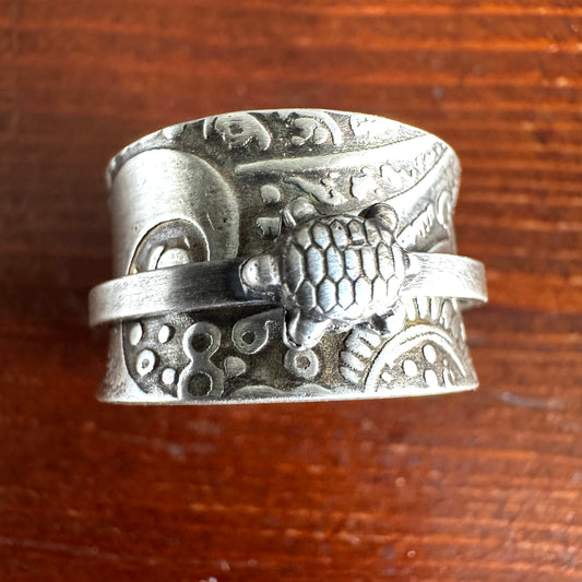 Sea Turtle Spinner Ring, Wide Sterling Band 7.5 US