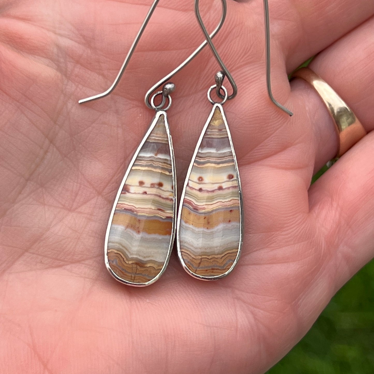 Banded Agate Earrings, Sterling Silver, Teardrop Cabochons, Colors of the Desert